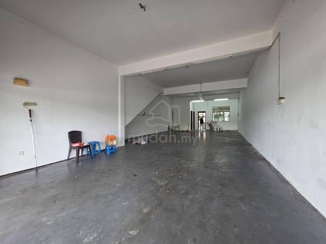 FACING MAIN ROAD Ground Floor Shoplot Taman Saujana Permai Bukit Katil 1