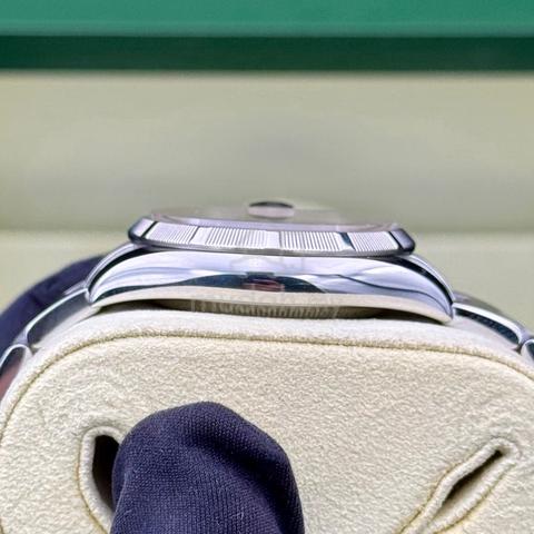 Rolex Oyster Perpetual Date Black Roman 115210 - photo 4 of 5