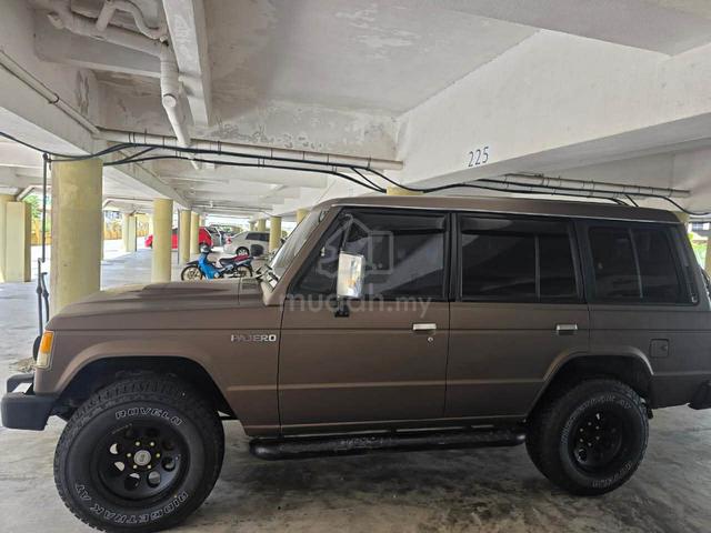 1995 Mitsubishi PAJERO 2.5 L049 (M) - 3