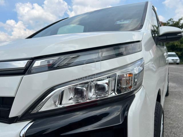 2019 Toyota VOXY 2.0 X FACELIFT 8 SEATER ANDROID - 4