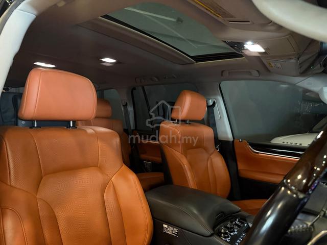2016 Lexus LX570 5.7 V8 - 3