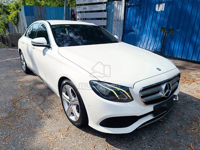 Mercedes Benz E200 AVANTGARDE 2.0 - 2