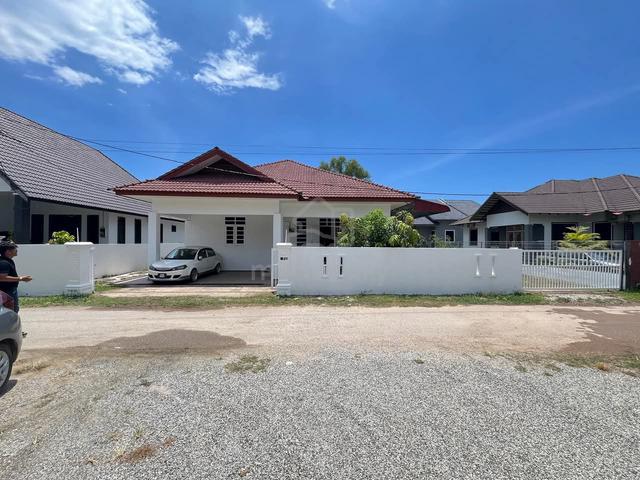Rumah BANGLO CANTIK 2123KPS KG MENGABANG TELONG BATU RAKIT KUALA NERUS 1