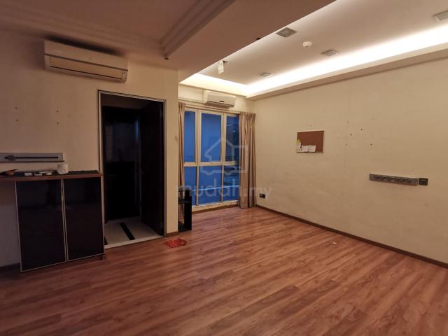 Queen Avenue | Ofiice Lot | Renovated | Velocity Mall, NSK , K.L. 1