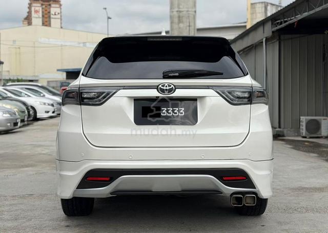 P.ROOF 2015 Toyota HARRIER 2.0 PREMIUM ADVANCE - 4