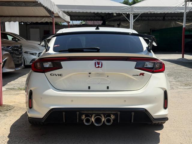 Honda CIVIC 2.0 TYPE R FL5 (M) 8,100km GRADE 5A - 3