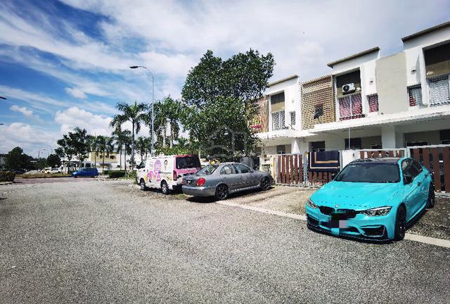 CORNER FREEHOLD Double Storey PALLIDA 35X65 Setia Ecohill Semenyih 4