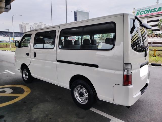 2013 Nissan Urvan 3.0 (M) Window Van 14 seat - 4