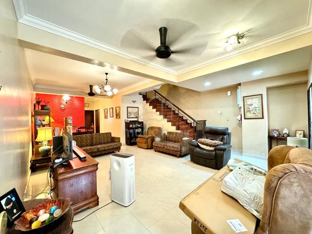 RENOVATE BELOW MARKET 3 Storey Terrace Laman Oakleaf Bukit Antarabangs 1