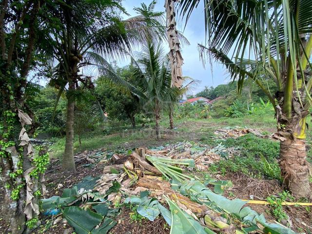 Selangor Dengkil Residential Leasehold Land For Sale 1