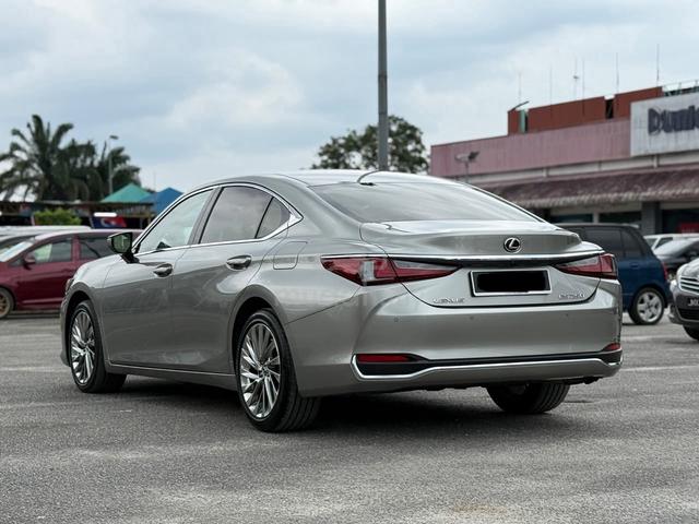 2023 Lexus ES250 2.5 LUXURY NEW FACELIFT (A) - 2