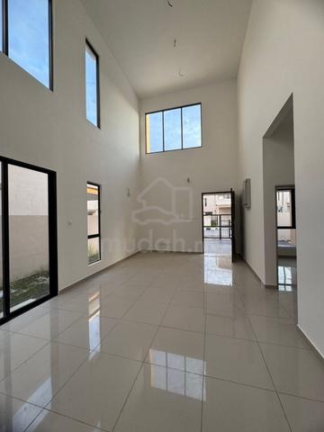 Full Loan Bungalow For Sale La Casa Lunas 1
