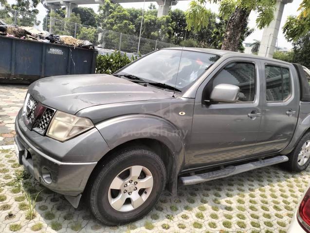 Nissan Navara 4X2 (A) 2.5 Double Cab 2014 - 2