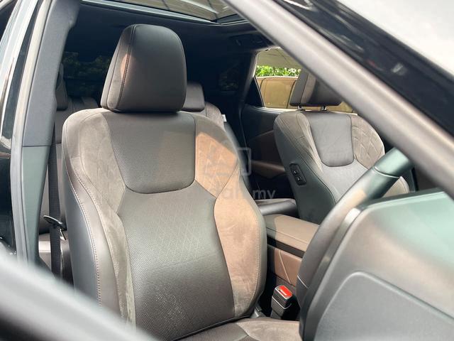 2024 RX350 LUXURY BLACK LTR 2ndRow PSunroof HUD 36 - 3