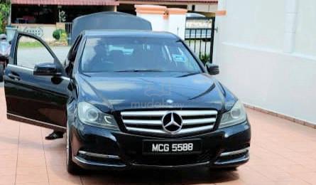 2012 Mercedes Benz C200 1.8 AMG FACELIFT (A) - 1