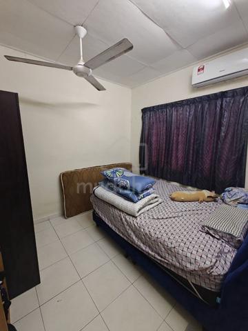 Rumah Pangsa Permas Jaya 1