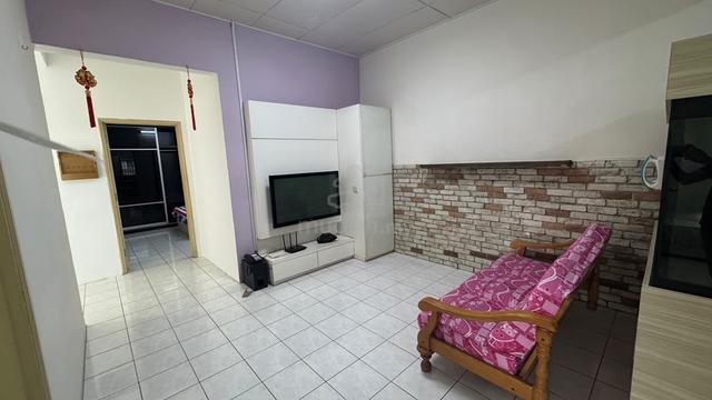 Jalan Nuri Bandar Putra Corner Lot 1