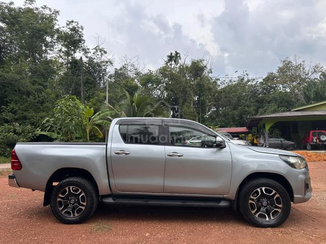 2018 TOYOTA HILUX REVO 2.4 Auto - 4