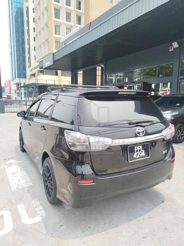 2016 Toyota WISH 1.8 A DBA-ZGE25W (A) - 3