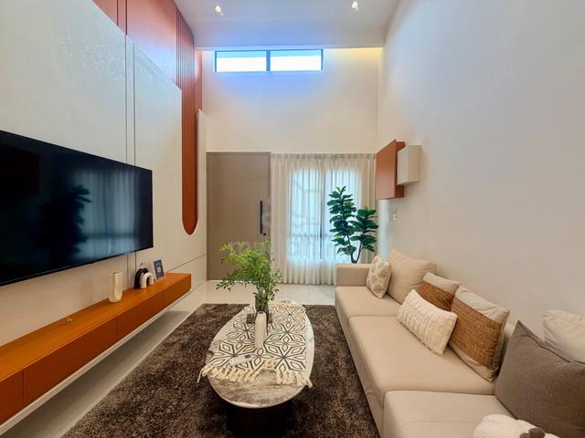 0% Downpayment Full Loan Freehold 22x70sft Single Storey House Nr Toll 1