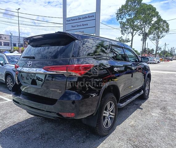 2025 TOYOTA Fortuner 2.4 DIESEL - CLEARANCE REBATE - 4