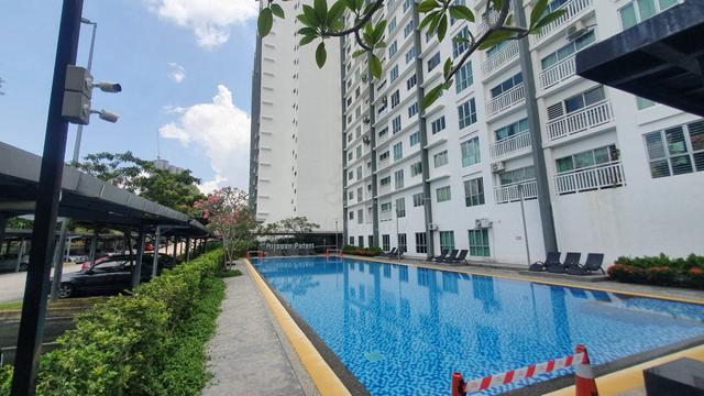Hijauan Puteri Condominiums 1