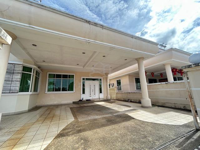 Taman Megaria Luyang | 999 years 1