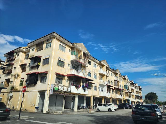Apartment Nilai Perdana 1