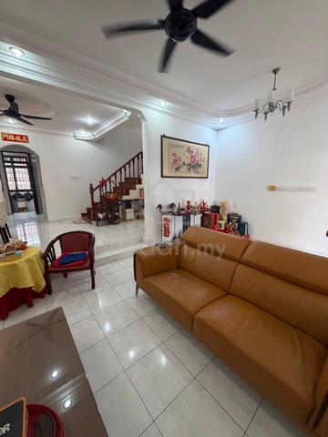 Perling Double Storey Terrace Intermediate Good Condition For Sales 1