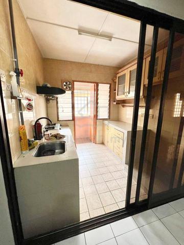 saujana apartment 1
