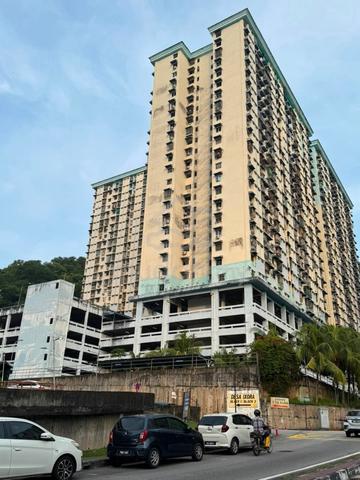 Sri Ivory (Sri Ivori) Apartment 1