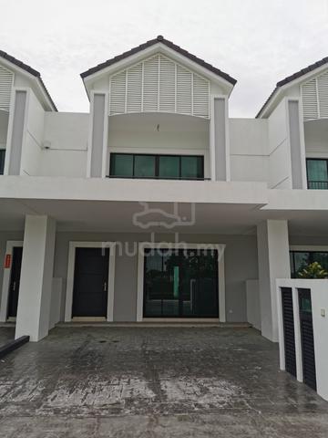 【Lake View】 Ashton @ Eco Horizon Batu Kawan Terrace House For Sale 1
