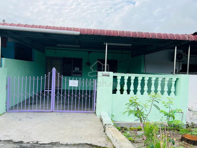 Rumah Teres Satu Tingkat (Fully Extended) - Taman Mewah Batu Gajah
1