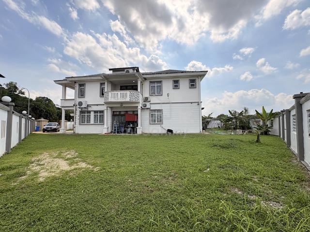 FOR SALE: Fully Renovated Bungalow 2 Storey, Subang Bestari, Shah Ala 1