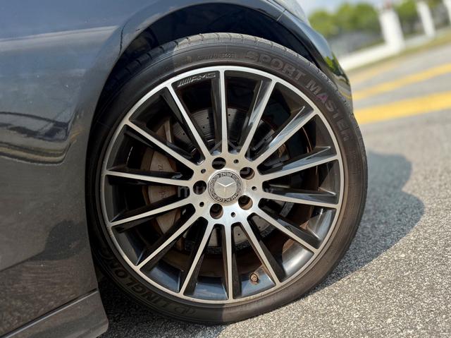 -2016- Mercedes Benz C-CLASS 2.0 300 AMG LINE - 4