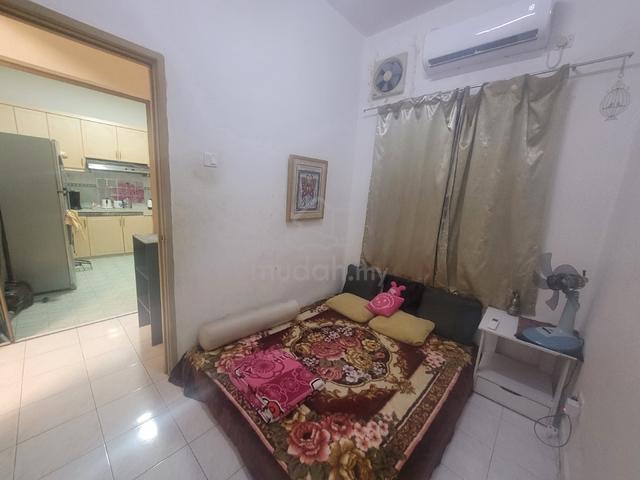 Small Room motor parking only inside house 2