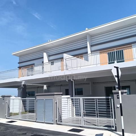 Rumah Teres 2 Tingkat Siap Dengan CCC @ Nilai Negeri Sembilan 1