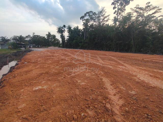 Tanah tepi jalan besar merlimau untuk disewa 1