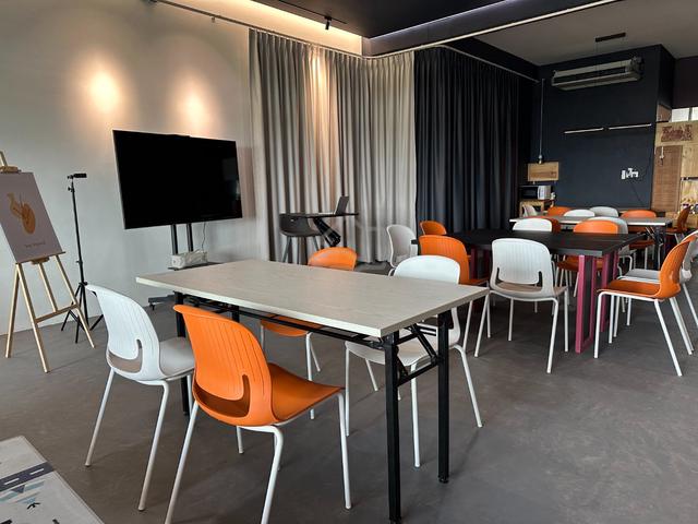 SHOP FOR RENT | Level 4 Office @Icom Square, Pending | Fully Furnished 1