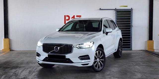 2019 Volvo XC60 2.0 T8 INSCRIPTION (A) TTop Cdtn!! - 1