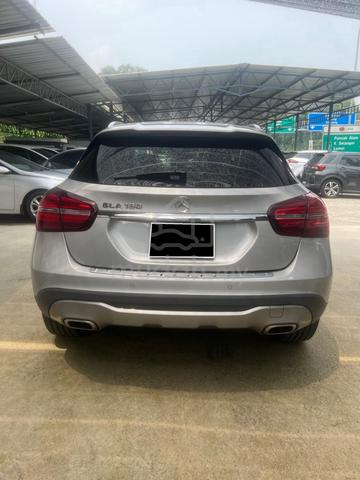 2017 Mercedes Benz GLA-CLASS 1.6 GLA180 SE (A) - 4