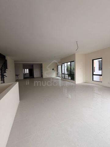 Taman Hijauan Senai, Senai, 3 storey Semi D, 4 bedrooms, bare unit 1