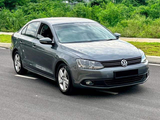 2012 Volkswagen JETTA 1.4 TSI (CBU) (A) - 4