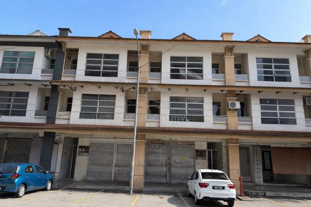 KOMPLEKS DATO KAILAN KEPALA BATAS 3 STORET SHOPLOT FoR RENT TOWN AREA 1