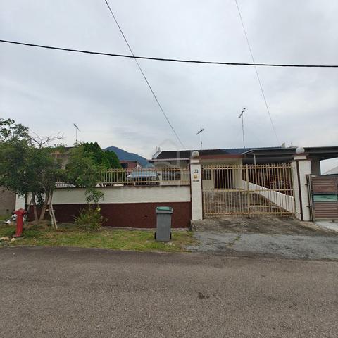 New paint Semi D at Taman Ria 1