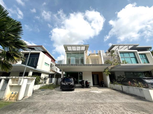 FACING OPEN! Semi D Double Storey, Cassia Garden Residence Cyberjaya 1