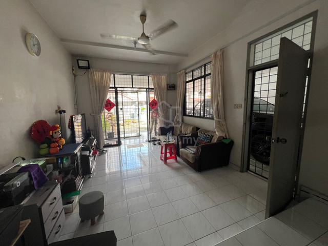 Taman Bunga Raja | Double Storey Terrace | Intermediate | Iramanis 1