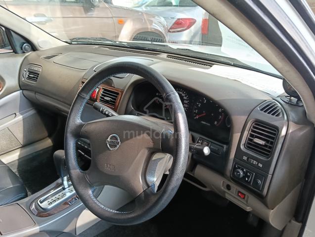 Nissan CEFIRO 2.0 new paint leather malaysia no1 - 3