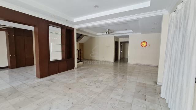 3 storey 1