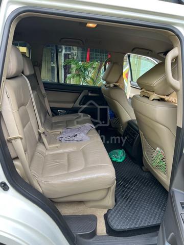 2011 Toyota LANDCRUISER 4.6 petrol V8 D-4D (A) - 5